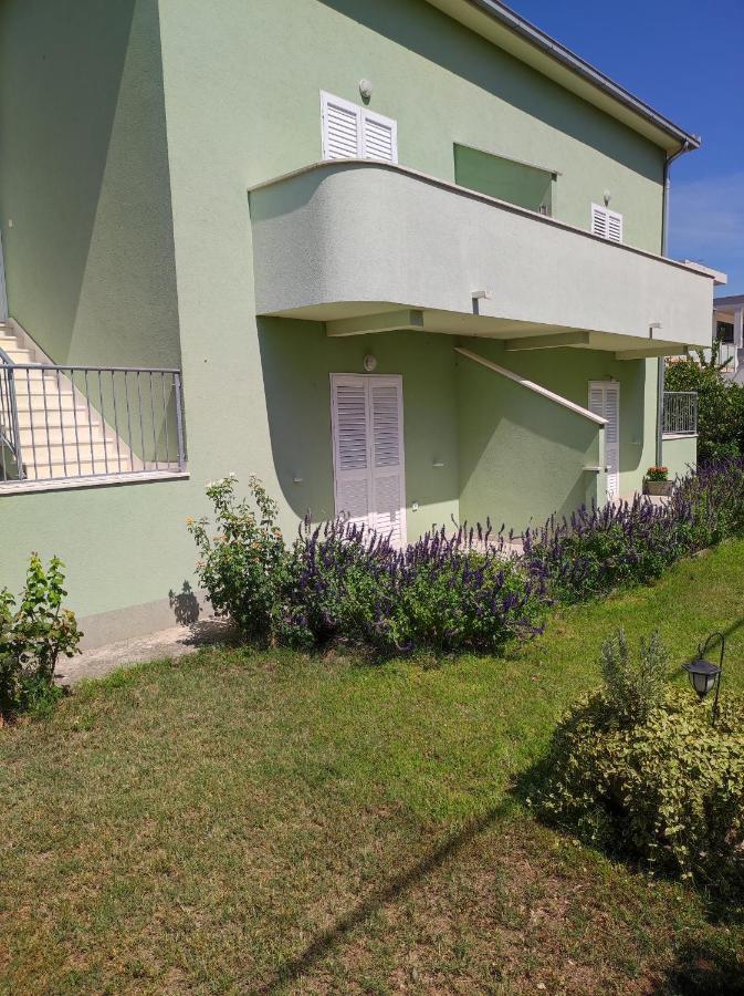 Apartments Valeria * Kastela