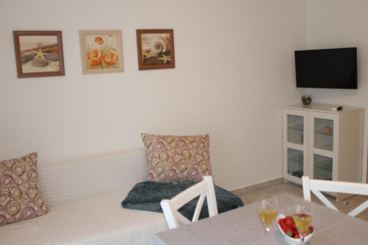 Apartments Valeria Kastela
