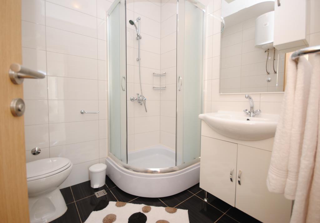 Apartment Apartments Valeria *