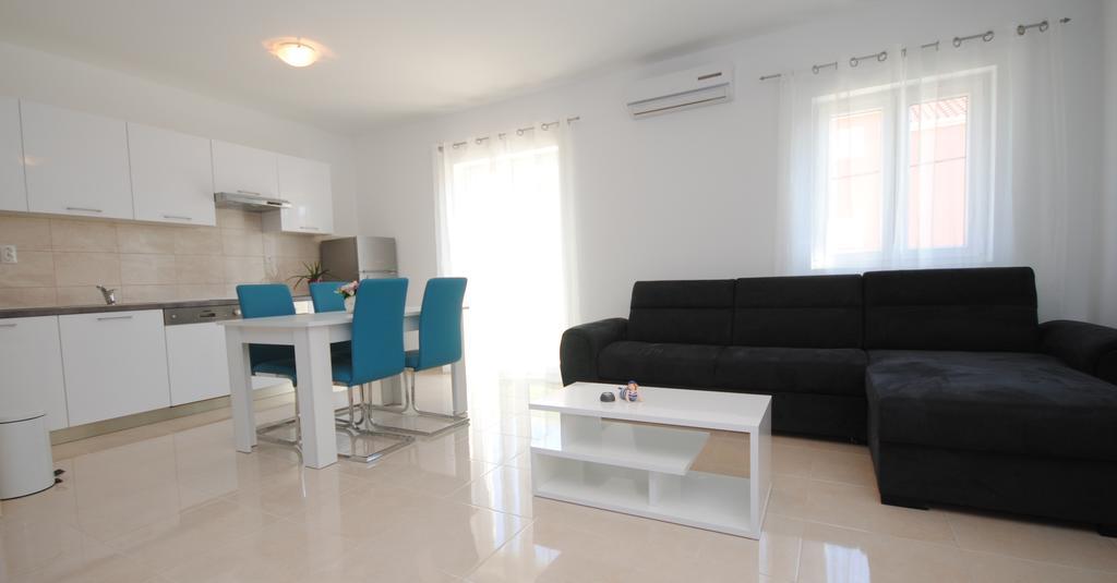 Apartment Apartments Valeria