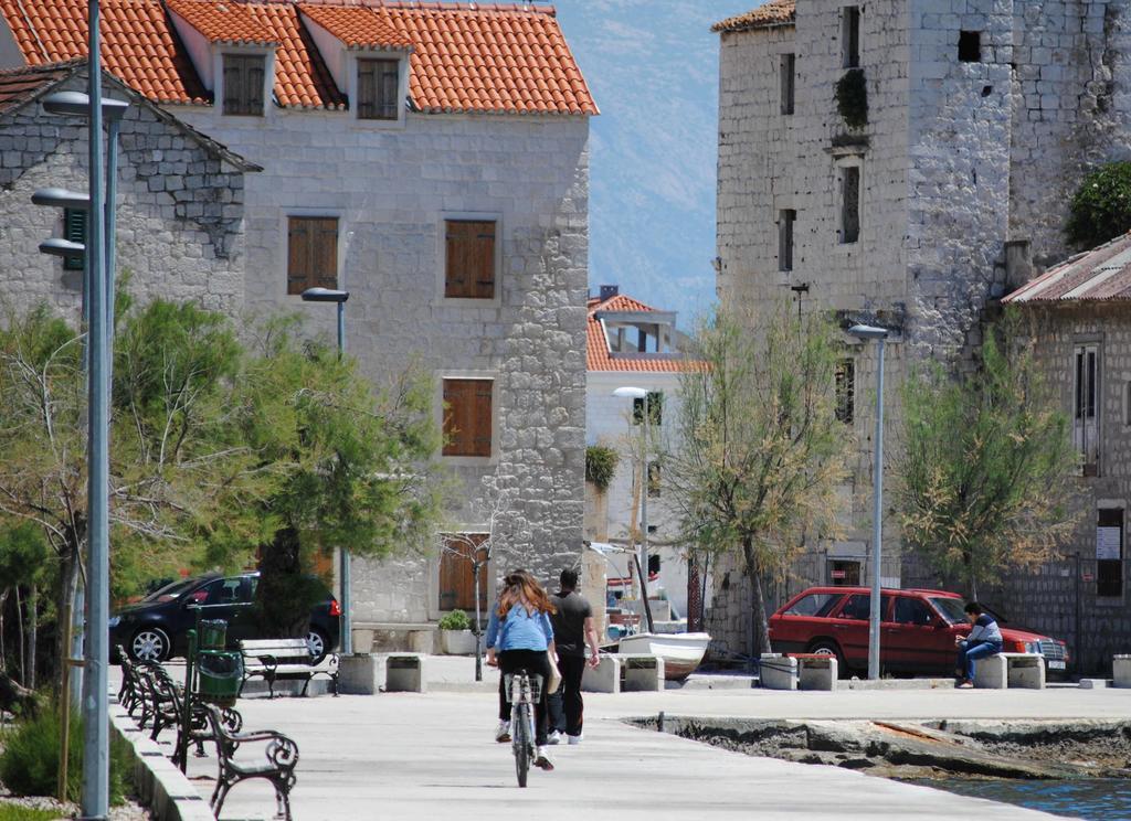 Apartments Valeria Apartment Kastela